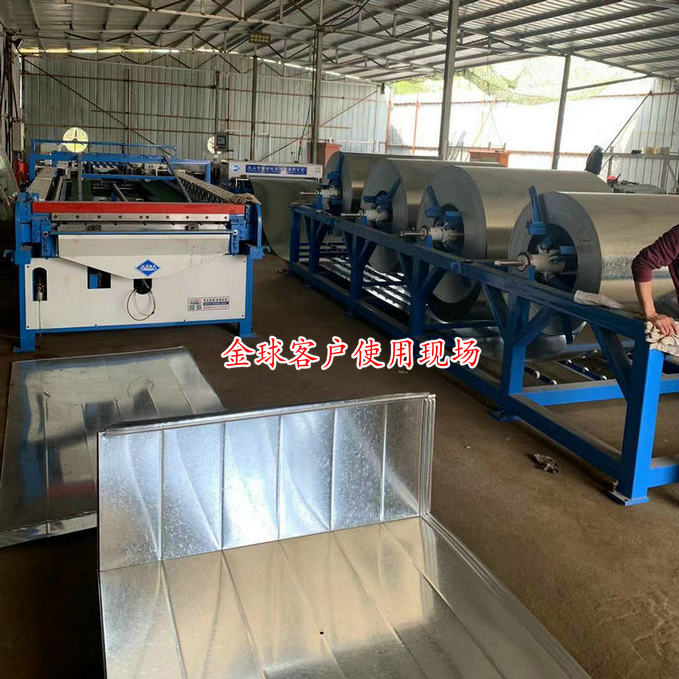 無錫全自動風管超級生產(chǎn)六線使用現(xiàn)場